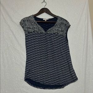 Skies Are Blue Blue V-Neck Cap Sleeve Embroidered Blouse